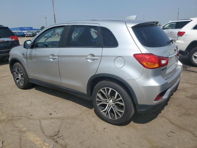 MITSUBISHI OUTLANDER 2018 silver  gas JA4AR3AU7JU006220 photo #3