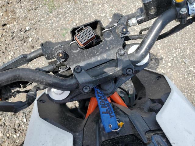 2019 KTM 390 DUKE MD2JPJ402KC209381