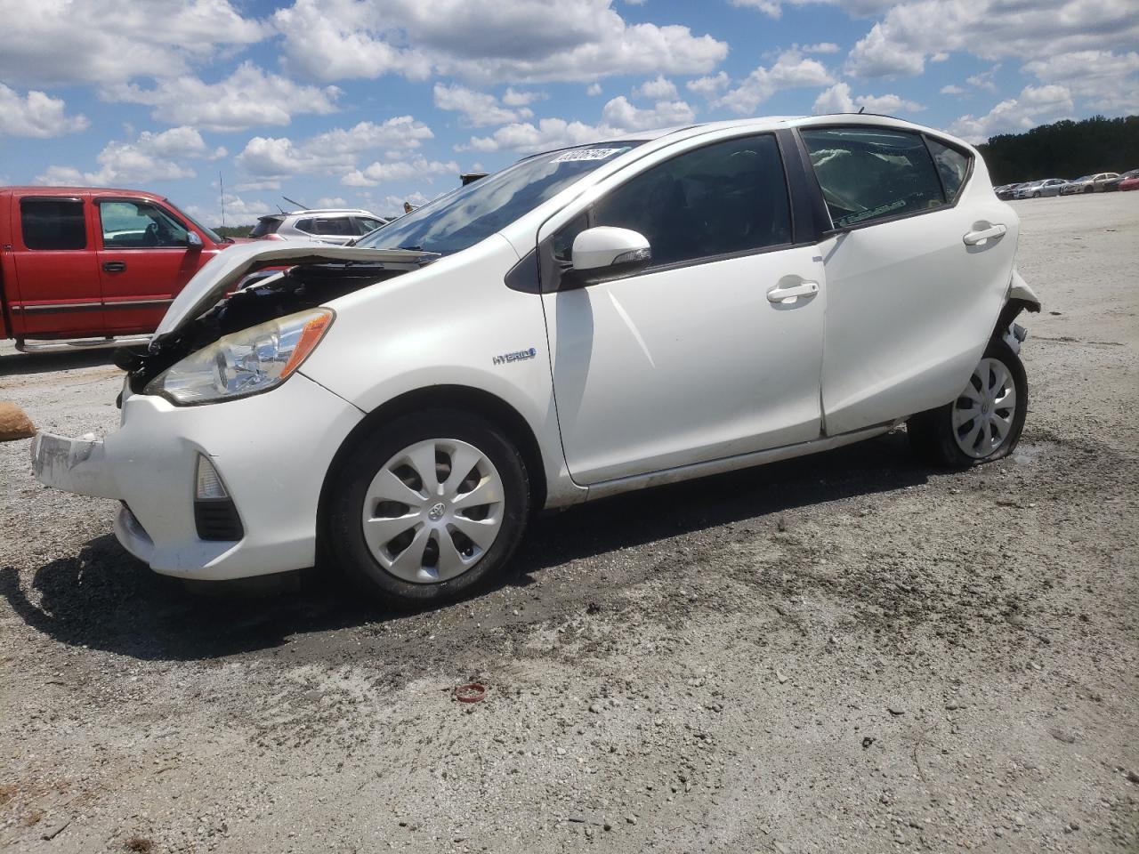 TOYOTA PRIUS C