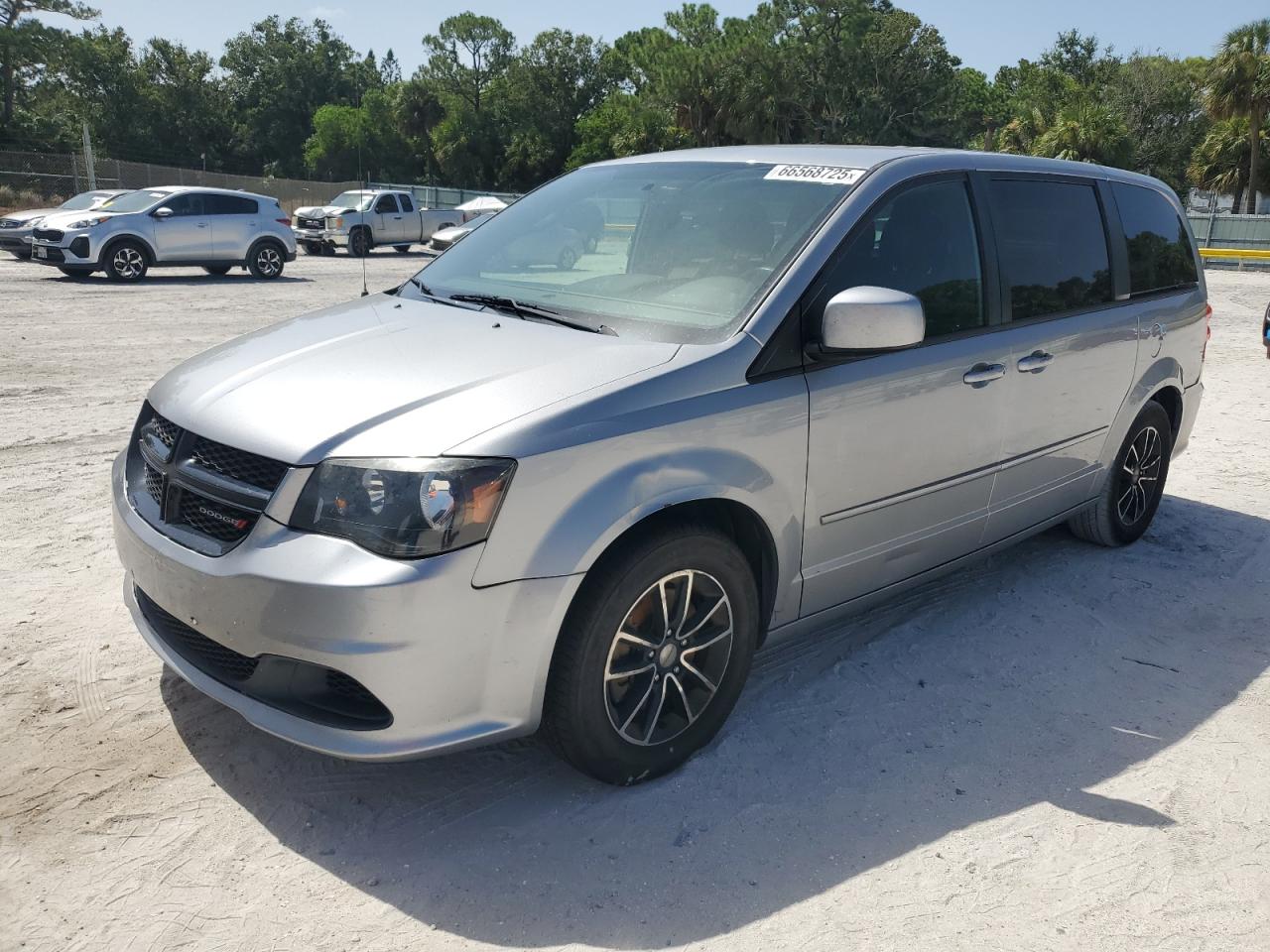 DODGE GRAND CARAVAN SE