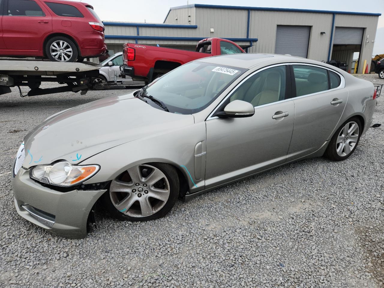 JAGUAR XF