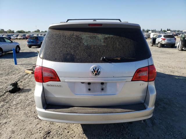 2011 VOLKSWAGEN ROUTAN SE - 2V4RW3DG3BR766608