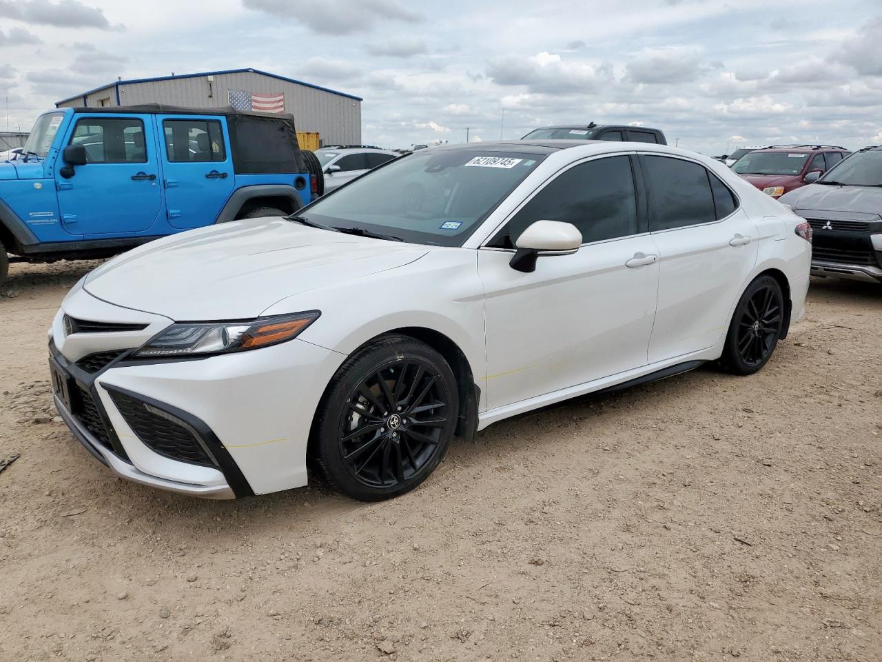 TOYOTA CAMRY XSE