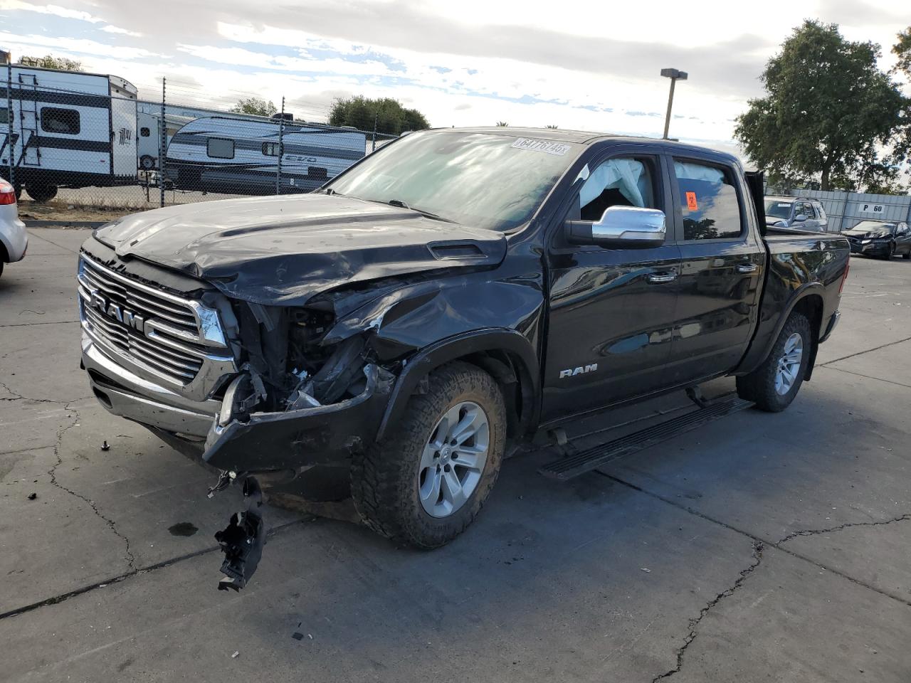 RAM 1500 LARAMIE