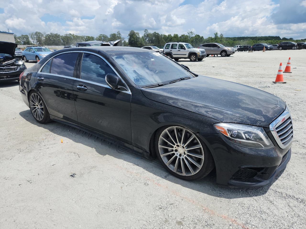 MERCEDES-BENZ S-CLASS 550