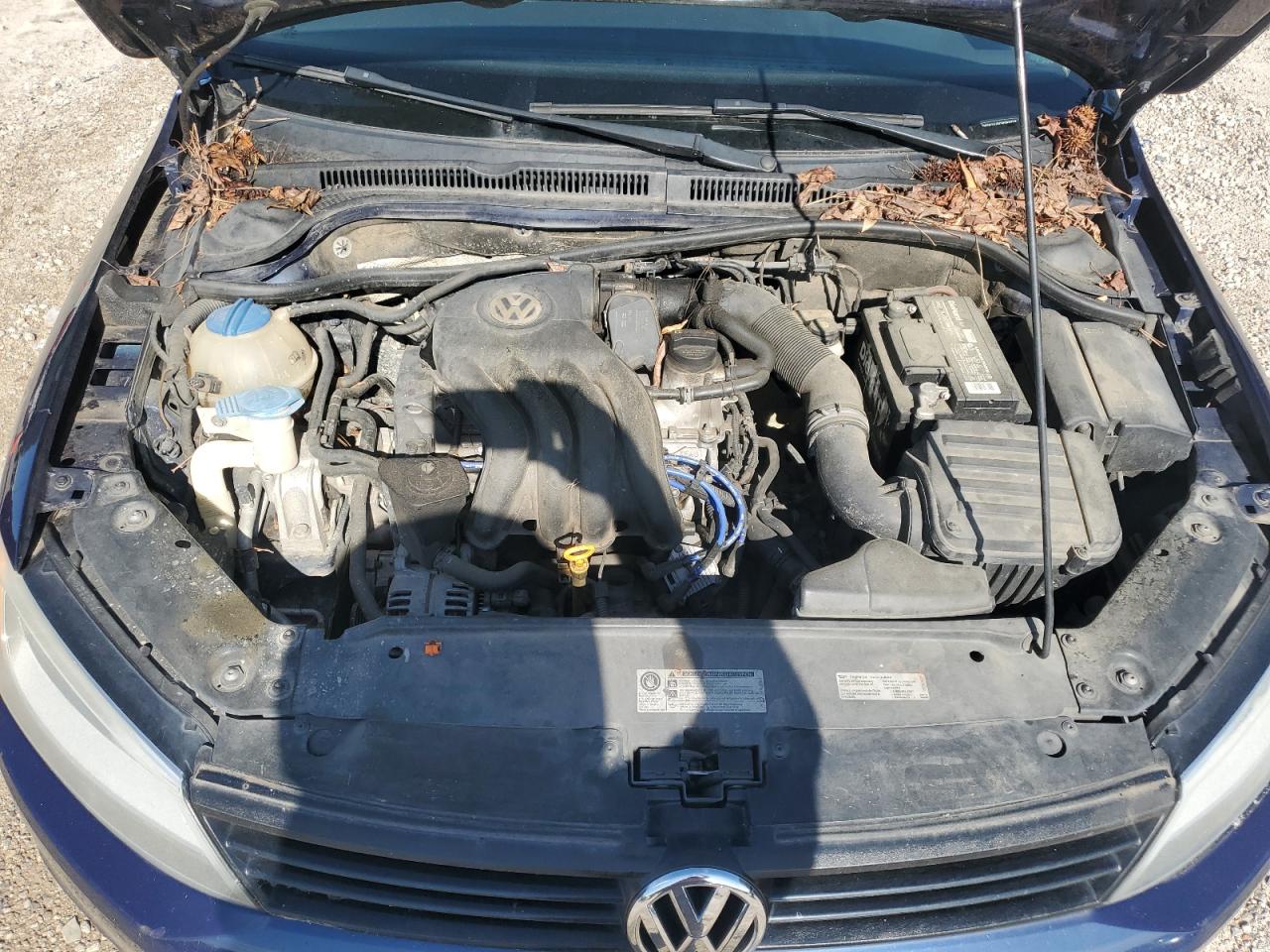 VOLKSWAGEN JETTA BASE