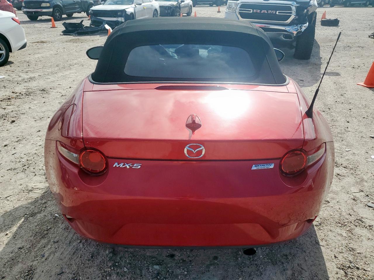 MAZDA MX-5 GRAND TOURING