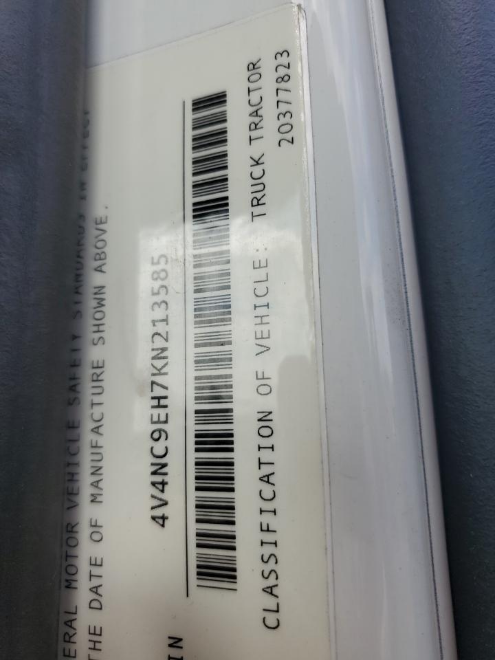 Lot #3308346031 2019 VOLVO VN VNL