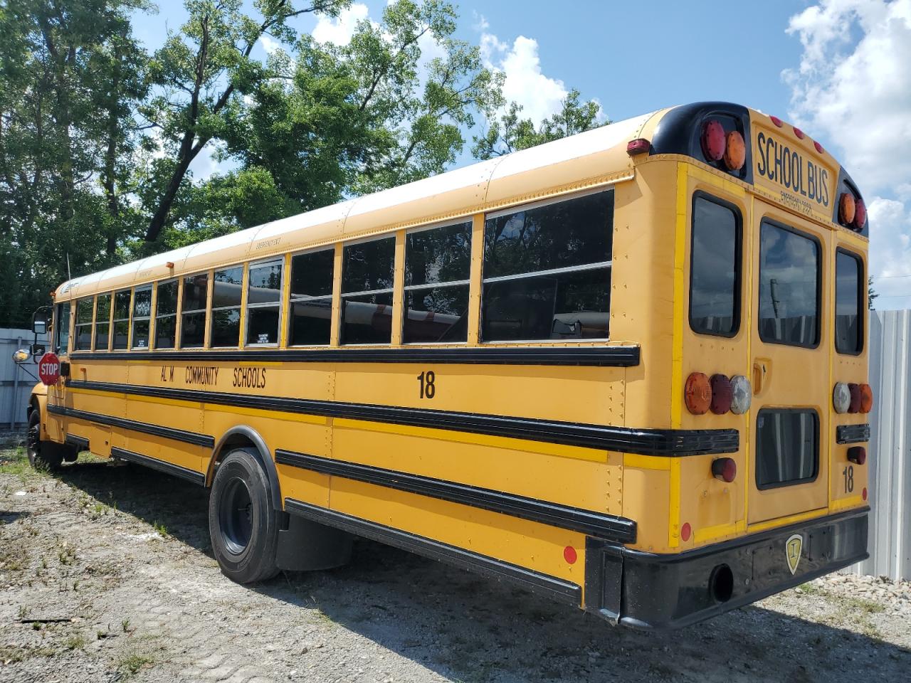 Lot #3231333105 2013 IC CORPORATION 3000 CE