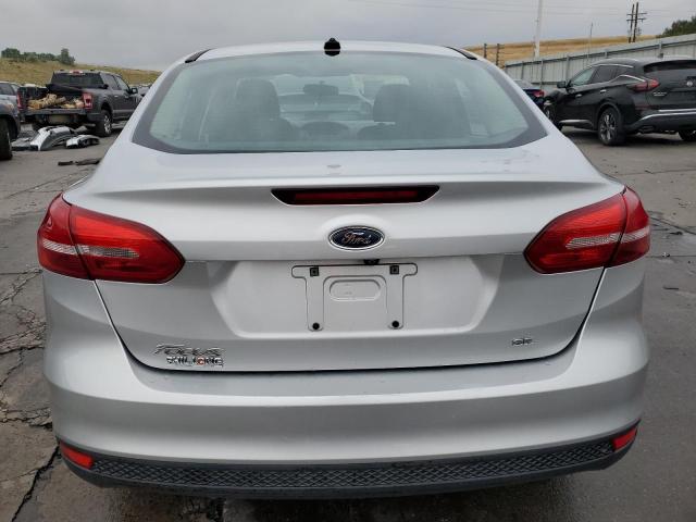 2016 FORD FOCUS SE - 1FADP3F22GL365429