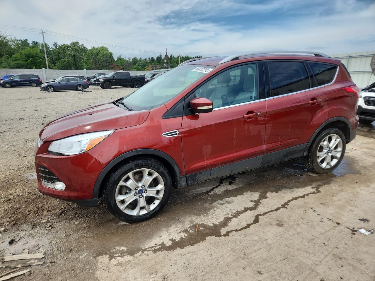 FORD ESCAPE TITANIUM