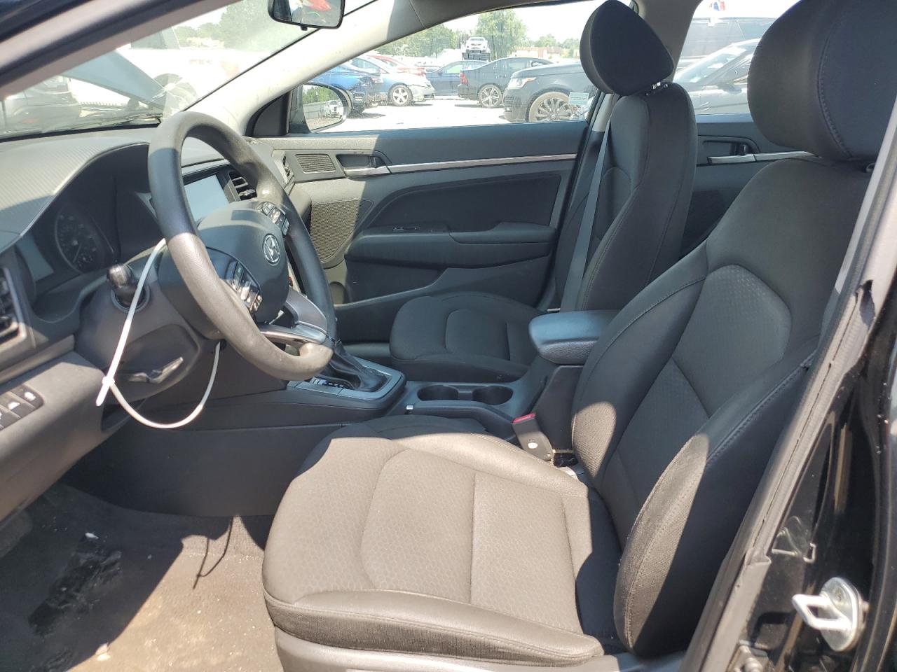 HYUNDAI ELANTRA SEL