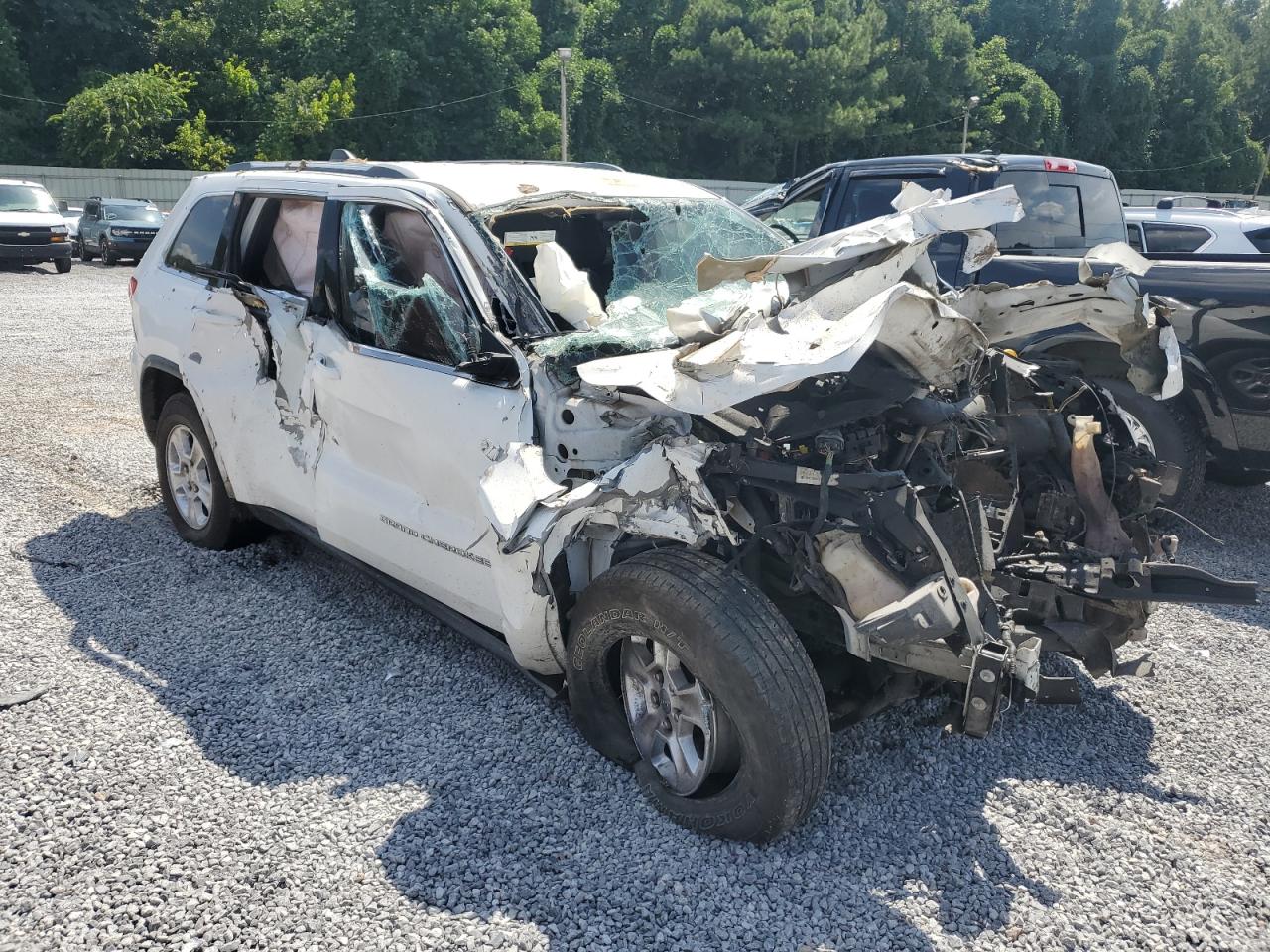 JEEP GRAND CHEROKEE LAREDO
