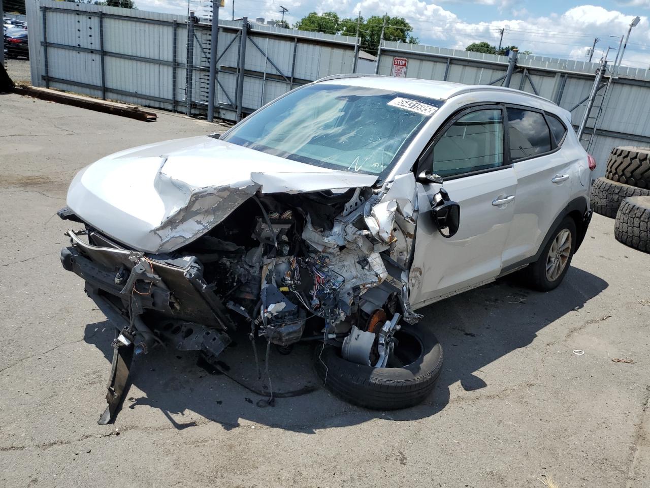 Lot #3263639702 2016 HYUNDAI TUCSON LIM