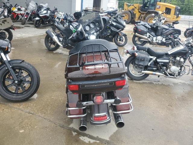 2011 HARLEY-DAVIDSON FLHTCU 1HD1FC411BB650565