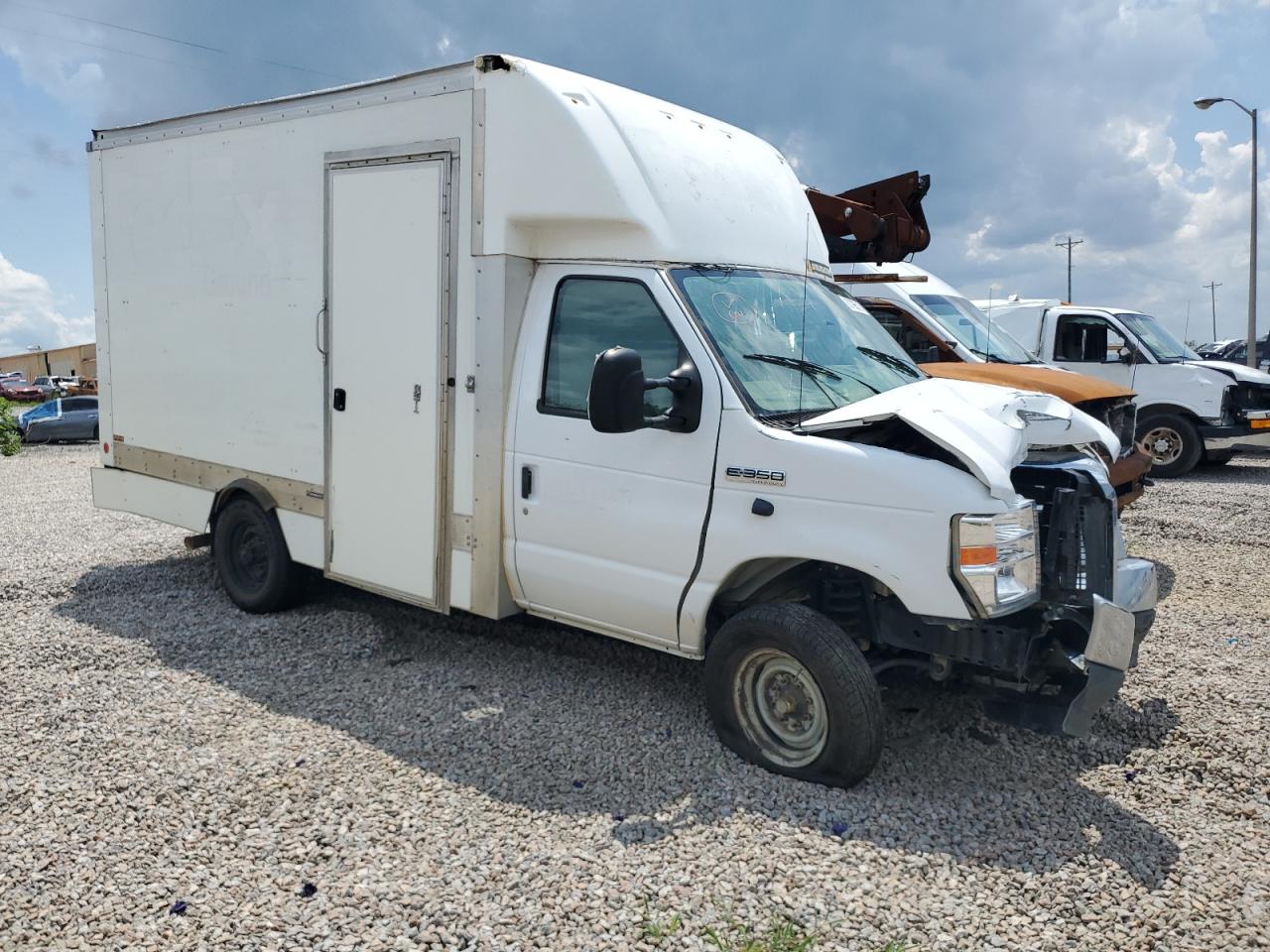 FORD ECONOLINE E350 SUPER DUTY CUTAWAY VAN