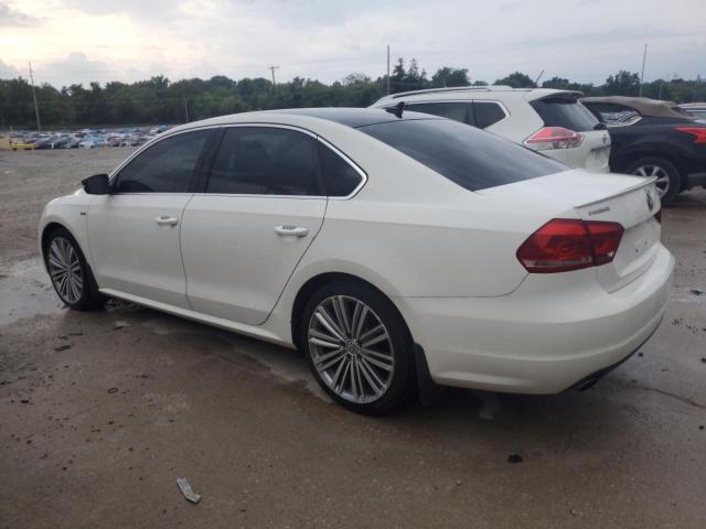 2015 VOLKSWAGEN PASSAT SE 1VWBT7A34FC071532