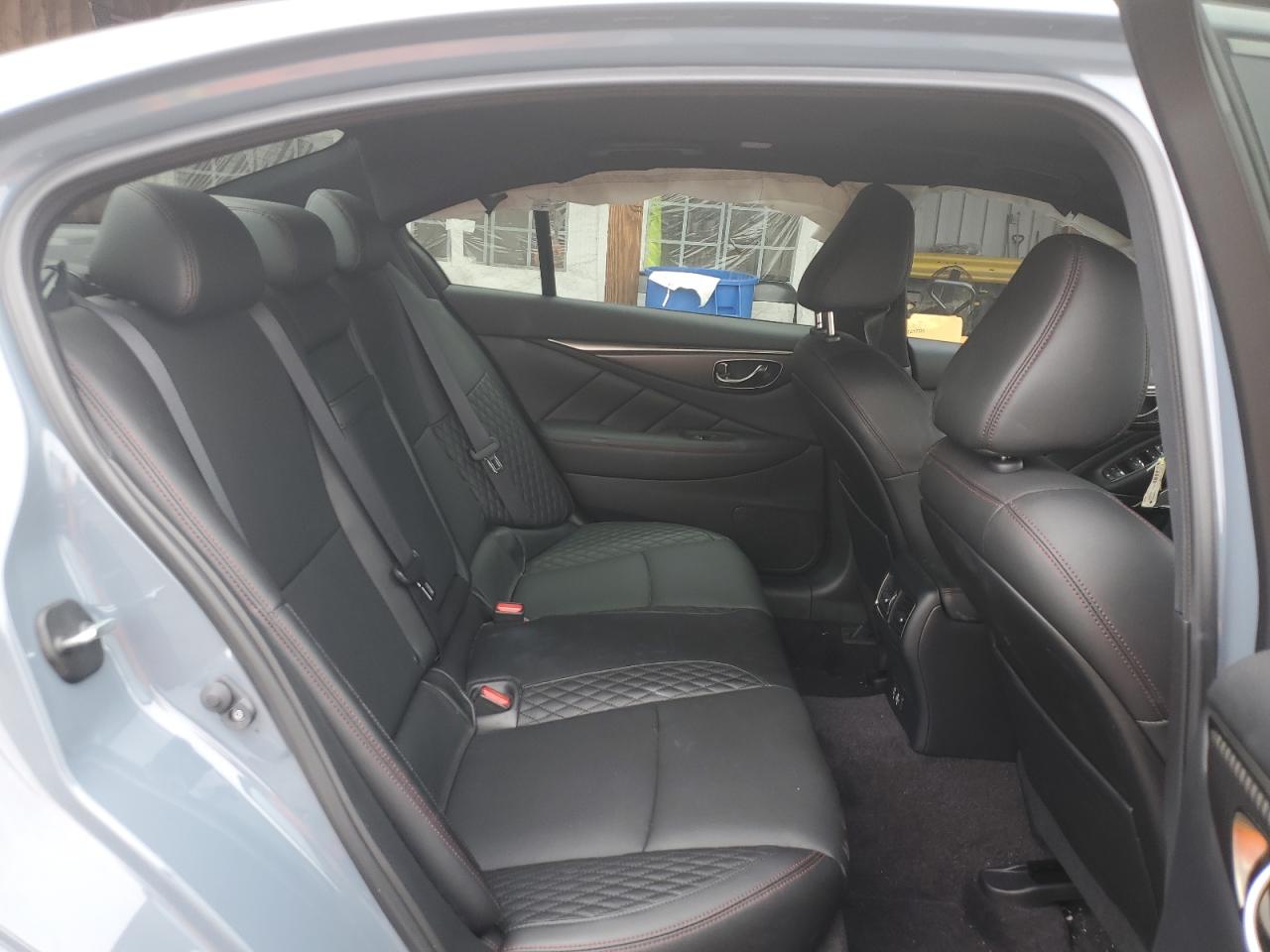 INFINITI Q50 RED SPORT 400