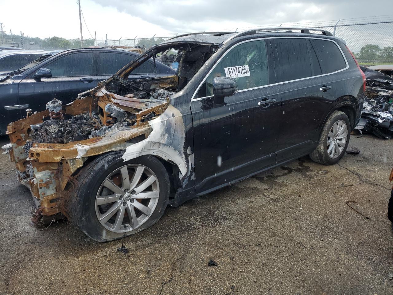 VOLVO XC90 T6