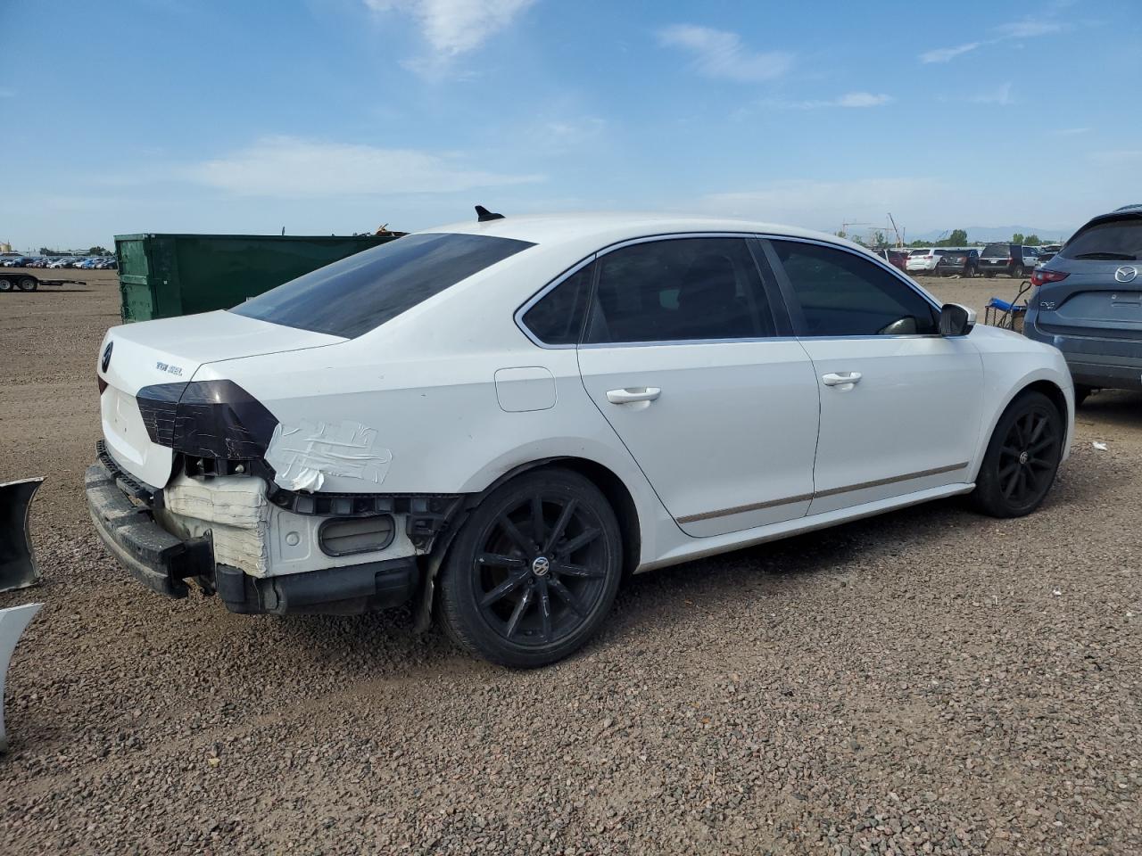 VOLKSWAGEN PASSAT SEL