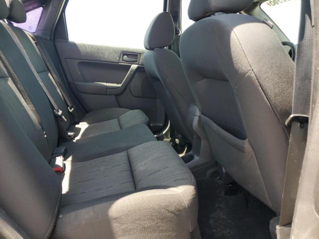 2010 FORD FOCUS SE - 1FAHP3FN3AW120432