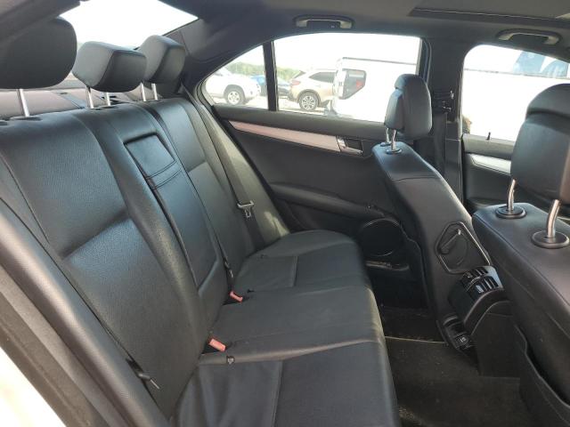 2011 MERCEDES-BENZ C 300 - WDDGF5EB9BA427099