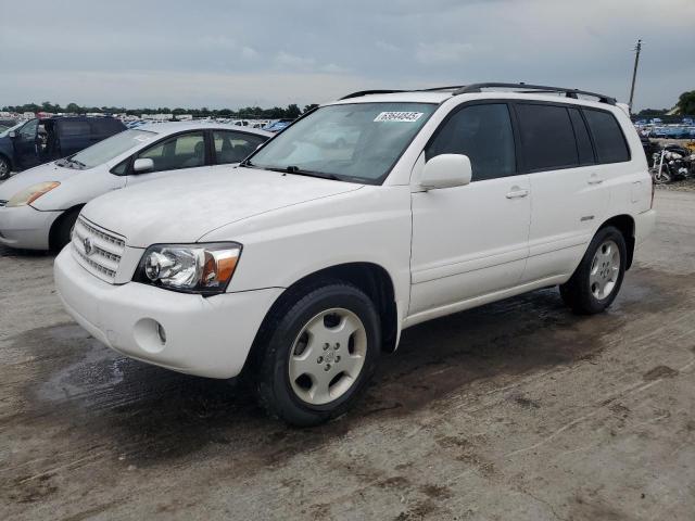 TOYOTA HIGHLANDER