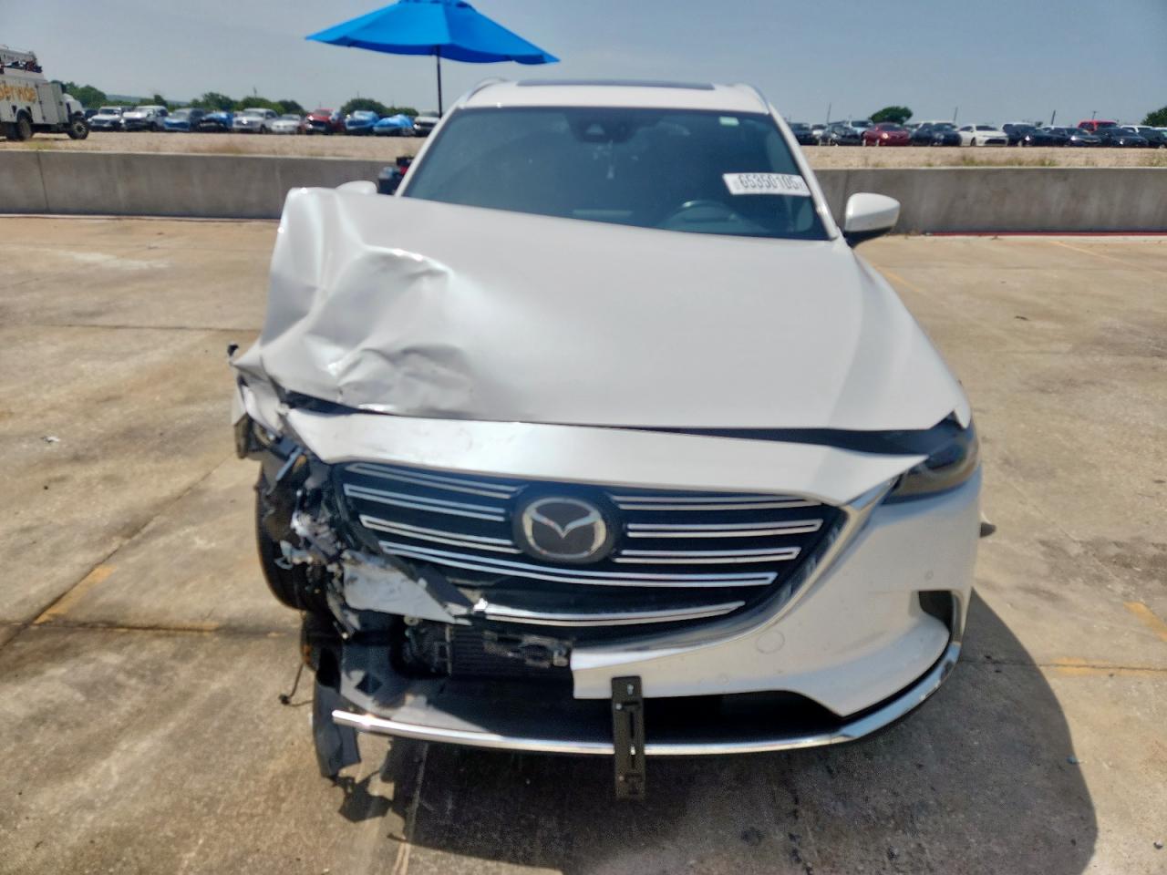 MAZDA CX-9 SIGNATURE