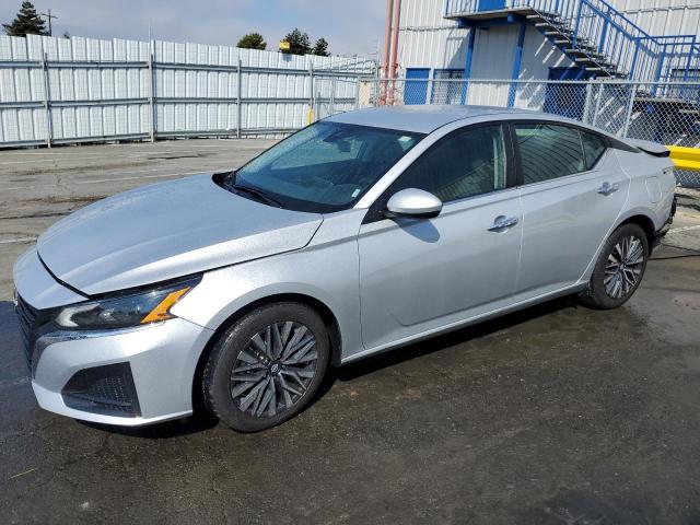 NISSAN ALTIMA SV 2023 silver  gas 1N4BL4DV3PN365062 photo #1