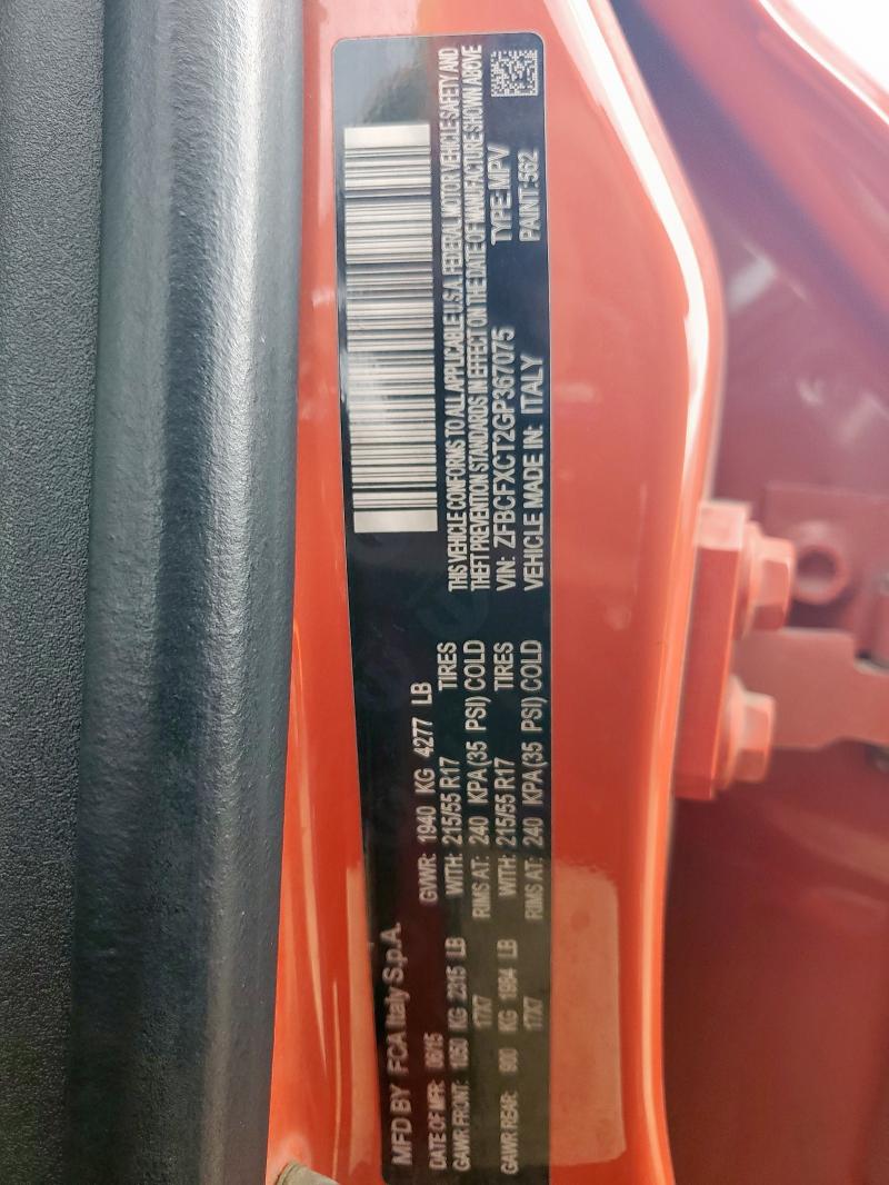 2016 FIAT 500X TREKK ZFBCFXCT2GP367075