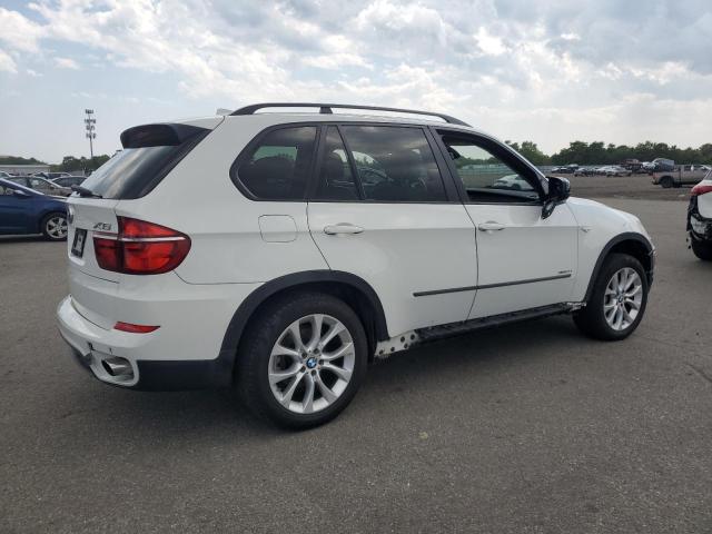 2011 BMW X5 XDRIVE3 - 5UXZV4C54BL415667