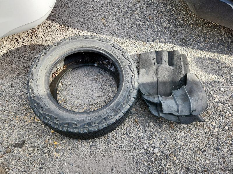 2016 GMC SIERRA C1500 SLT - 3GTP1NEC9GG364600