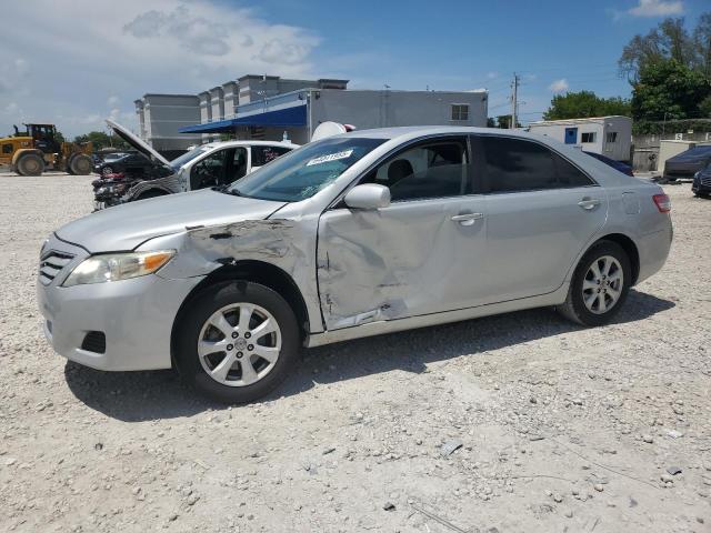 TOYOTA CAMRY BASE