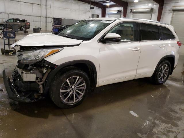 TOYOTA HIGHLANDER