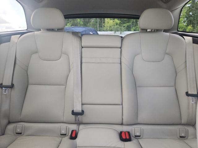 2019 VOLVO XC60 T5 MO LYV102DK2KB200699