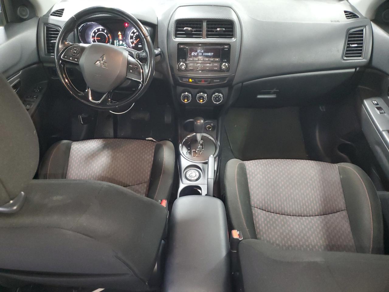 MITSUBISHI OUTLANDER ES