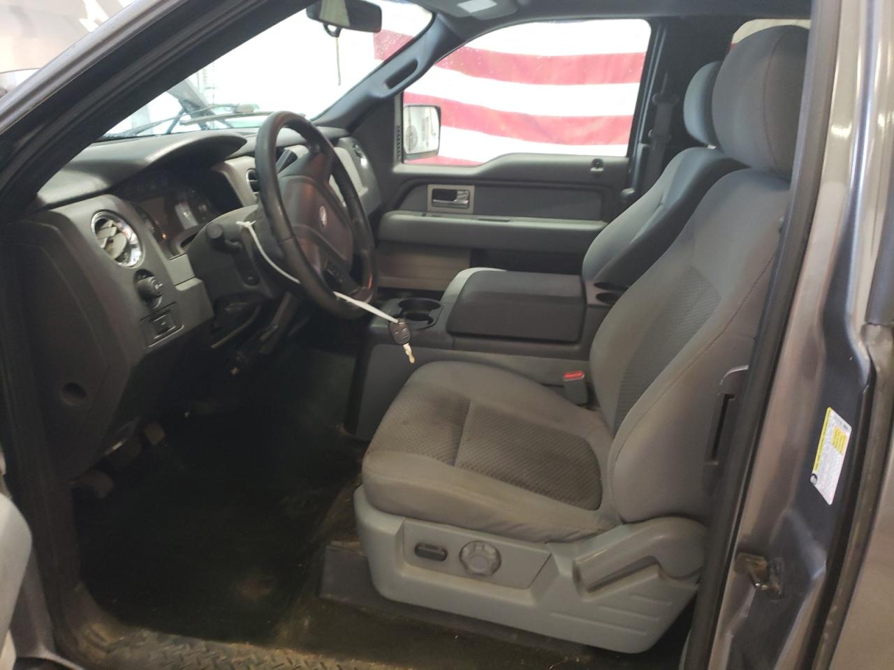 FORD F-150 SUPER CAB