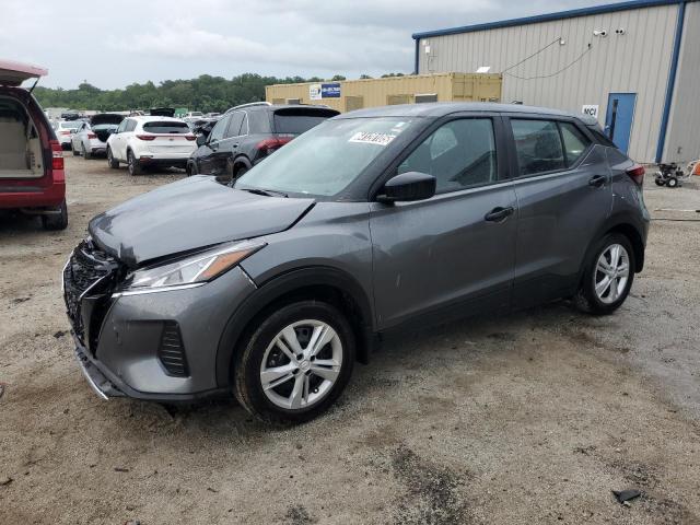 NISSAN KICKS S