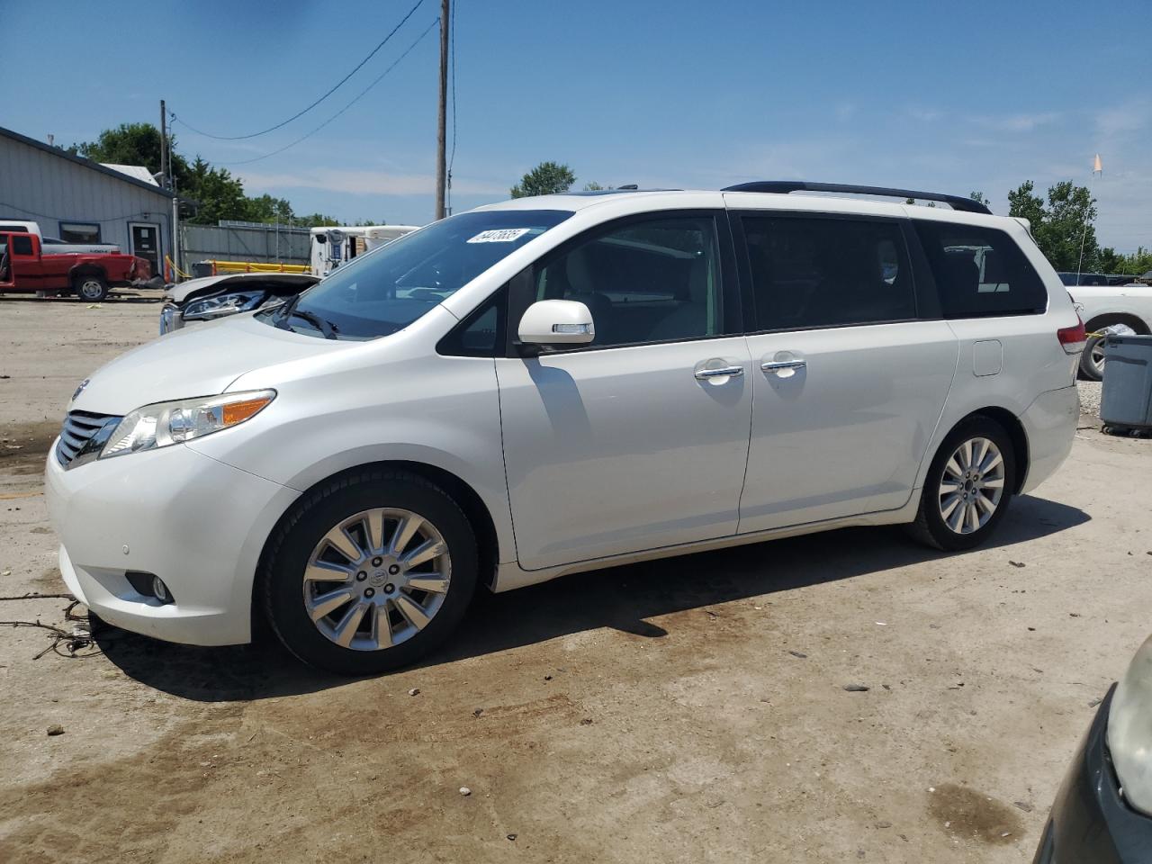 TOYOTA SIENNA XLE