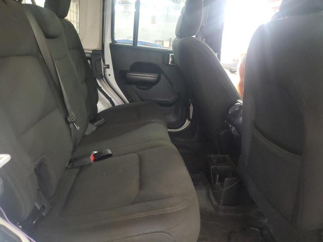 2018 JEEP WRANGLER U 1C4HJXDG6JW302651