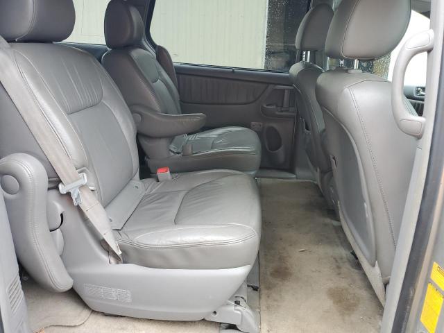 2010 TOYOTA SIENNA XLE - 5TDDK4CC3AS031671