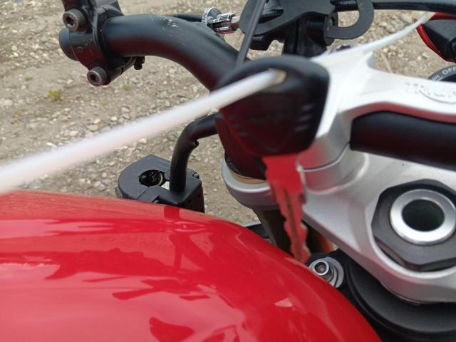 2015 TRIUMPH MOTORCYCLE STREET TRI SMTL02NE0FT671383
