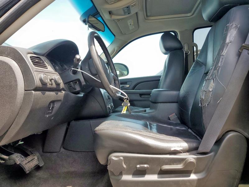 2011 CHEVROLET SUBURBAN K #3274869143