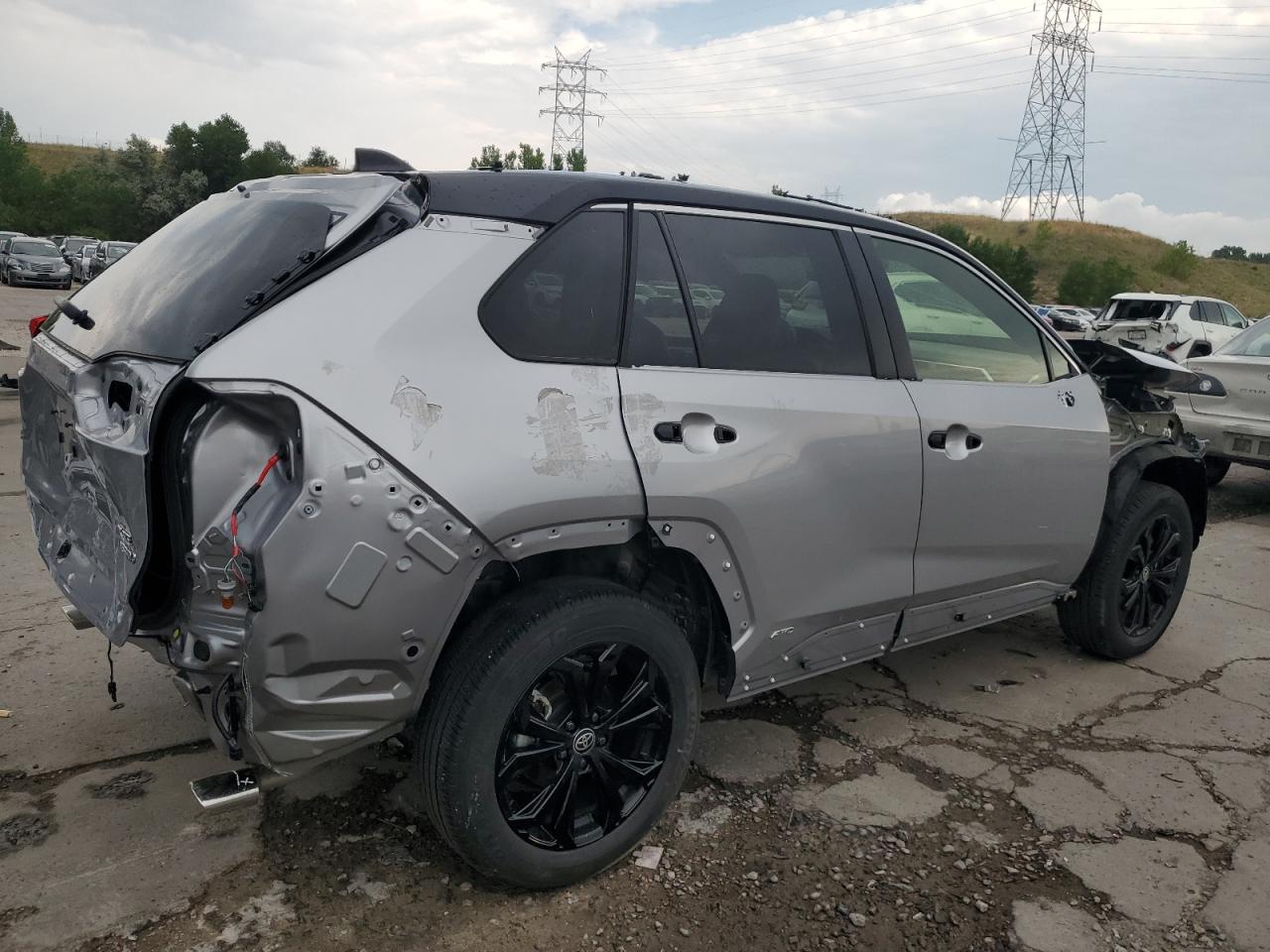 TOYOTA RAV4 XSE