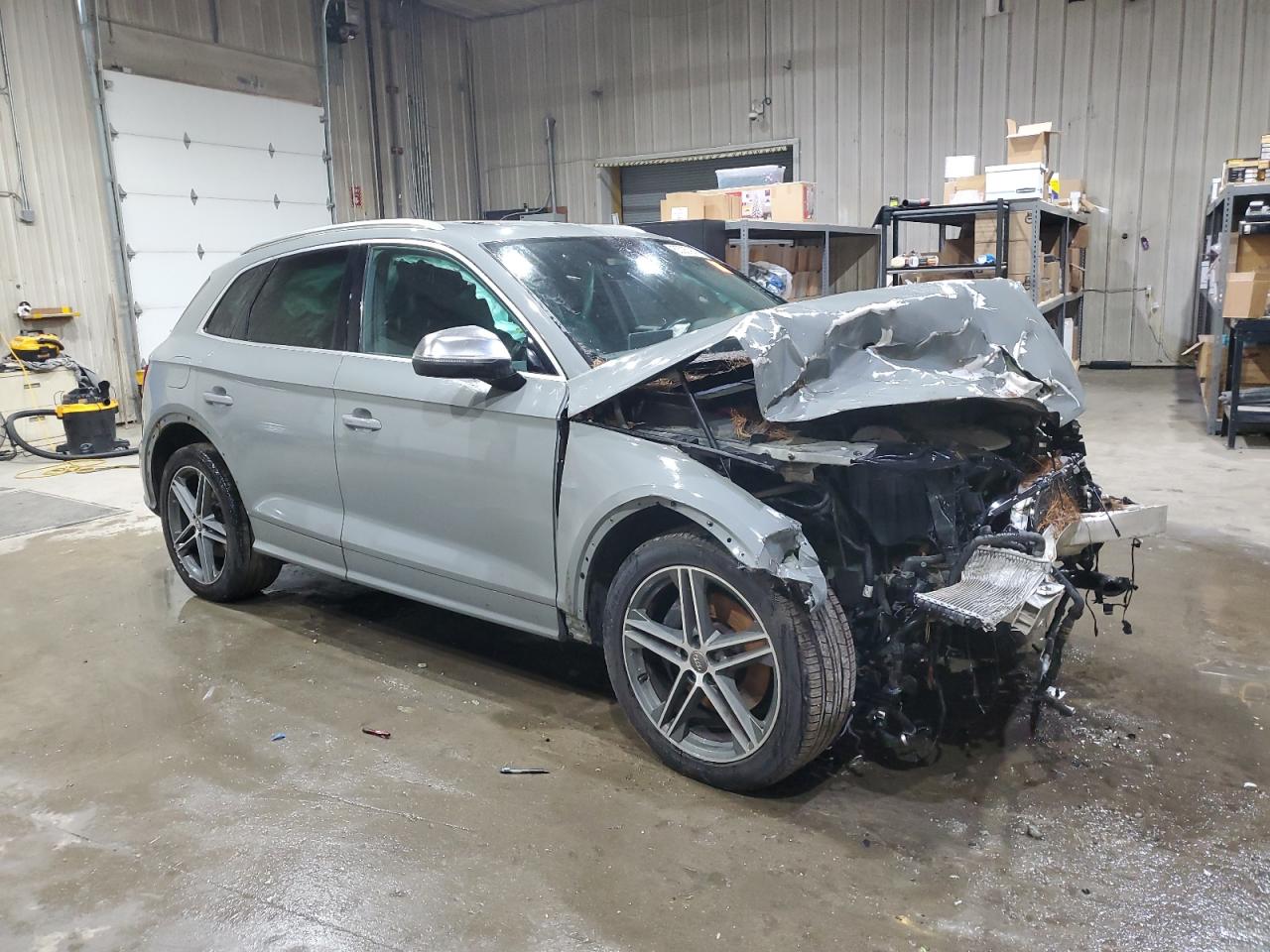 AUDI SQ5 PREMIUM PLUS