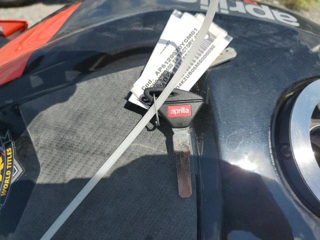 2021 APRILIA TUONO V4 F ZD4KZUB05MS000092