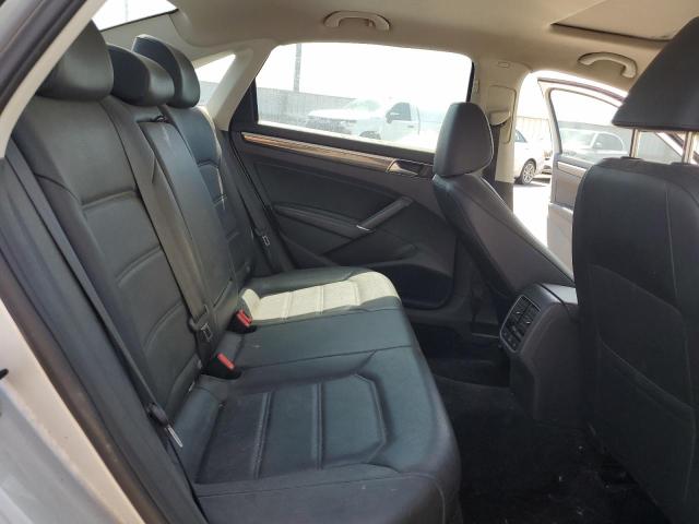 2017 VOLKSWAGEN PASSAT SE 1VWGT7A3XHC061502