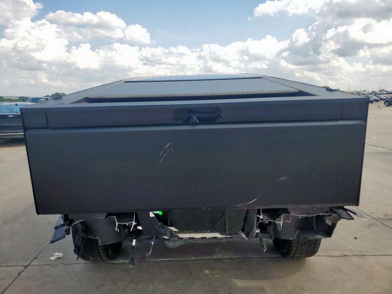 2024 TESLA CYBERTRUCK 7G2CEHED7RA049312