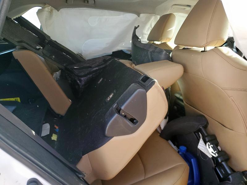 2019 TOYOTA RAV4 XLE P JTMC1RFV7KD005886