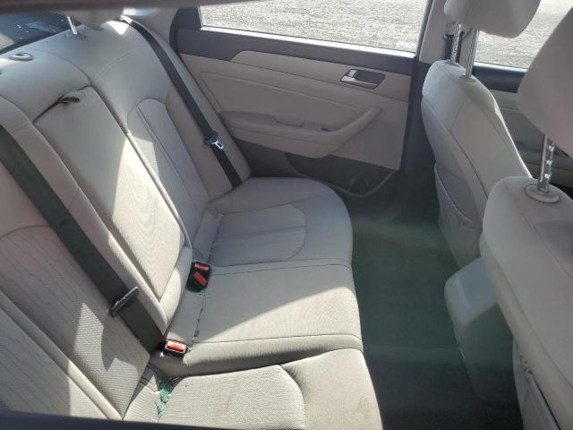 2019 HYUNDAI SONATA HYB KMHE24L30KA088196